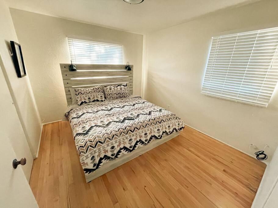 Pet Friendly! Private Casita In Nob Hill Villa Albuquerque Kültér fotó