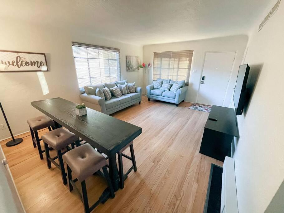 Pet Friendly! Private Casita In Nob Hill Villa Albuquerque Kültér fotó